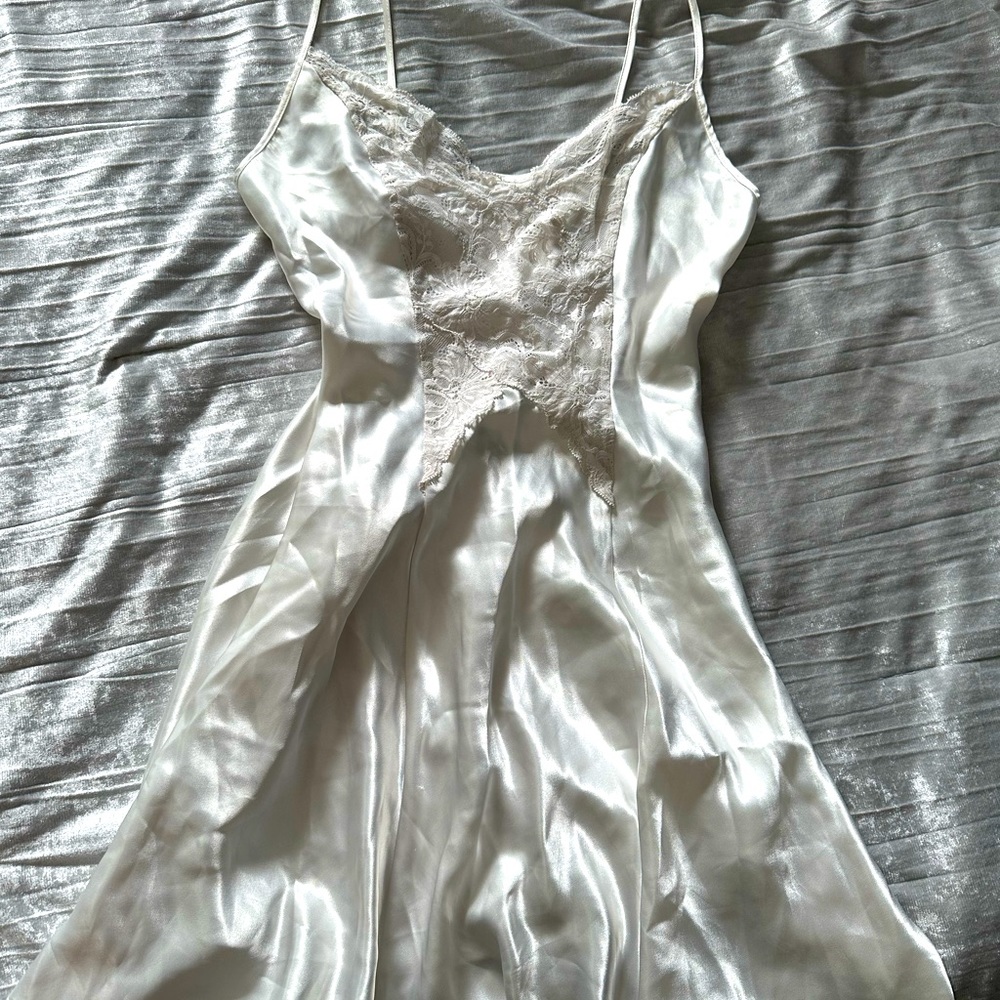 Sleepwear, S